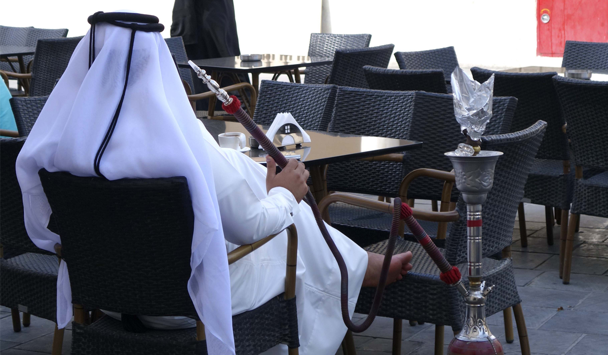 Shisha smoking